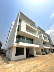 Spacious 6-Bedroom Fully Detached House + BQ • Banana Island Islandshoreline property Realestste company in lagos nigeria